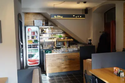 Výčep a schodiště do patra